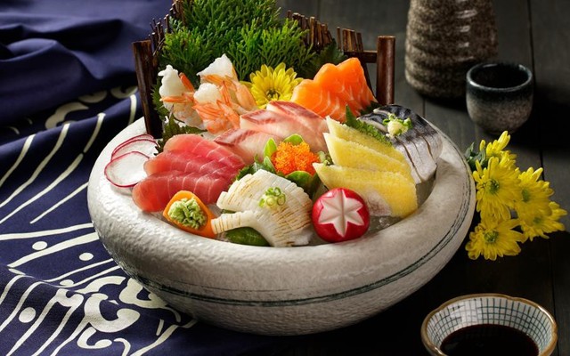Isushi Buffet Nhật Bản - Phan Xích Long