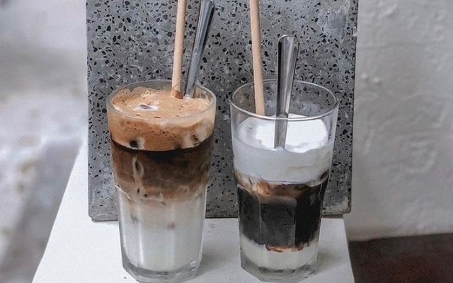 Ngang Cafe - 21/235 Bà Triệu