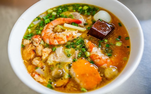 Bánh Canh Cua Sài Gòn - Phạm Vấn