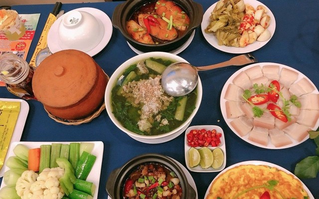 Cơm Niêu Hương Việt - Chuẩn Vị Cơm Nhà - Võ Thị Sáu