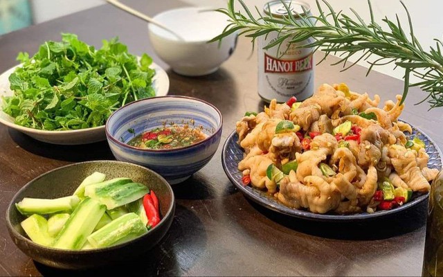 Quỳnh Phương - Chân Gà Sả Ớt & Ăn Vặt Online