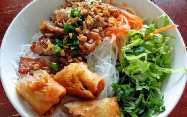 MỸ CHÂU - BÚN THỊT NƯỚNG - ĐINH TIÊN HOÀNG