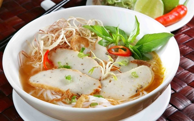Như - Bánh Canh Bột Gạo, Nui & Mì Xào Bò