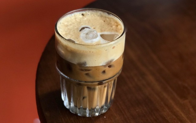 Degage Bread & Cafe - Tạ Hiện