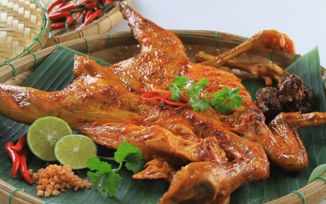Gà Nướng Toàn Phát
