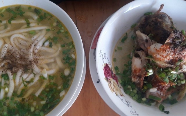 Tư Lửa - Bánh Canh Cá Lóc