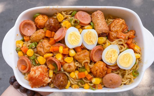 Tiệm Mì Nhỏ - Mì Trộn Indomie