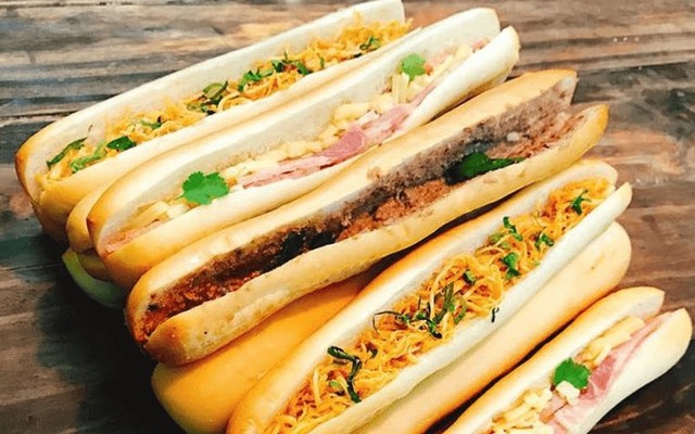 Bé Kẹo - Bánh Mì Que & Trà Tắc