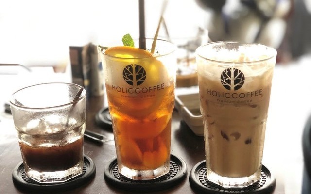 Holic Coffee Cầu Vượt Metro - Nguyễn Văn Trổi