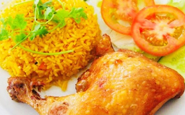 Cơm Gà Xối Mỡ Phú Cường 77 - Huỳnh Văn Cù