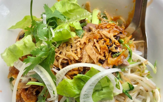 Linh Te - Bánh Đa, Bún Miến Trộn & Cơm Rang