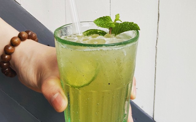 Lá Coffee & Tea - Đường 30 Tháng 4