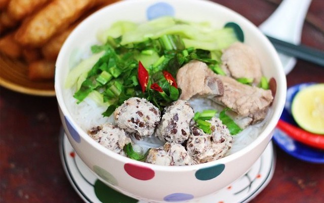 Bún Mọc - Giò Chả Hữu Nghị