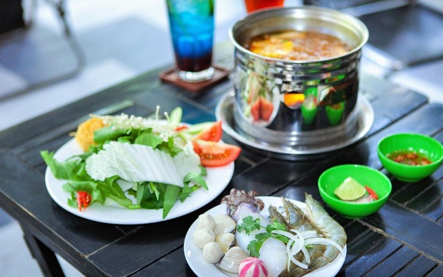 Citizen - Cơm Gà & Lẩu Mini