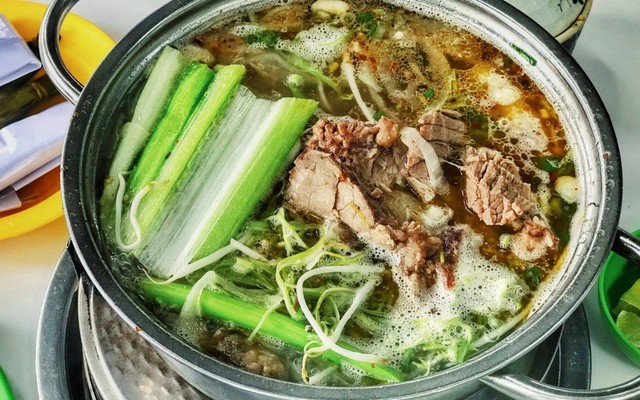 Lẩu Bò 232 - Bà Hạt