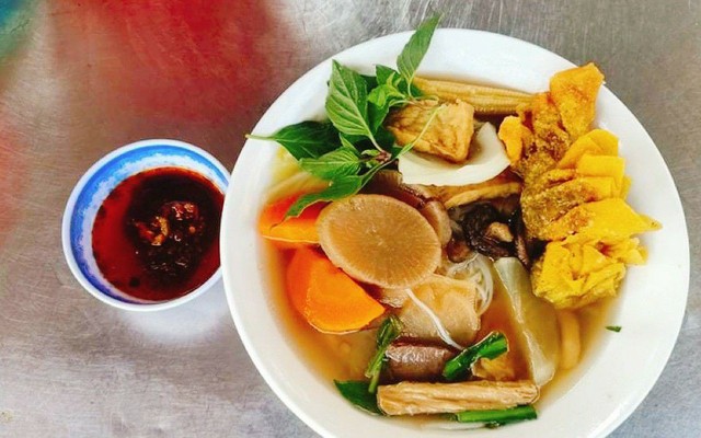 Hủ Tiếu Chay - Góc Chùa Giác Nguyên