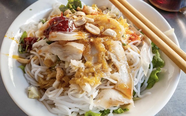 GỎI KHÔ BÒ, GỎI CUỐN - THUỶ