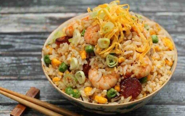 Cơm Chiên Giòn - Nguyễn Tri Phương