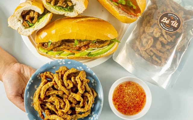 Bé Út - Bánh Mì Chả Cá Chính Hiệu