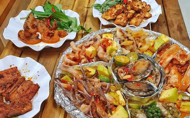 Ăn Vặt Kiến Lửa