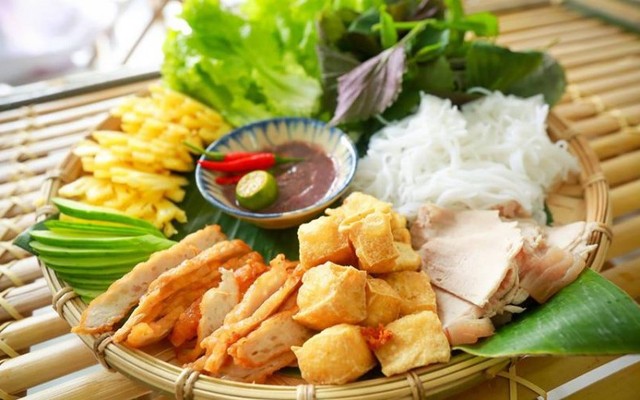 Bún Đậu Mắm Tôm Tỵ