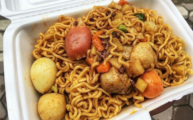 Quán Ăn Bà Hoàng