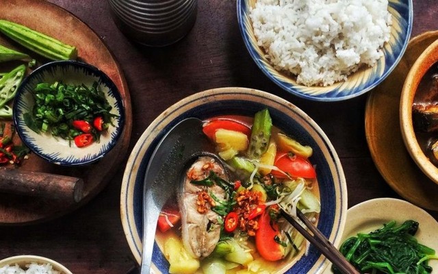 Cơm Tấm Hai Phượng - Âu Cơ