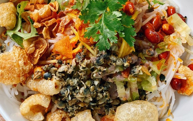 Nàng Dâu Xứ Huế - Ẩm Thực Cố Đô