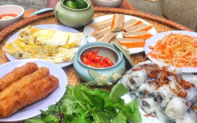 Bánh Cuốn Nóng Bảo Bảo