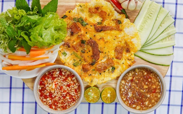 Quỳnh - Bánh Ép Huế