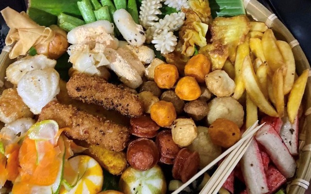 Ăn Vặt Góc Hẻm - Trần Quang Khải