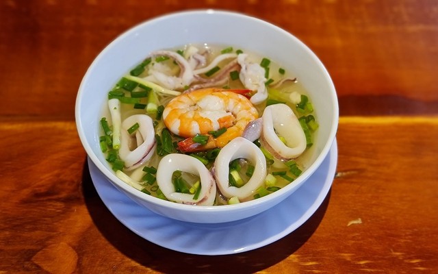 Hủ Tiếu Mực Như Ý - Trương Công Định