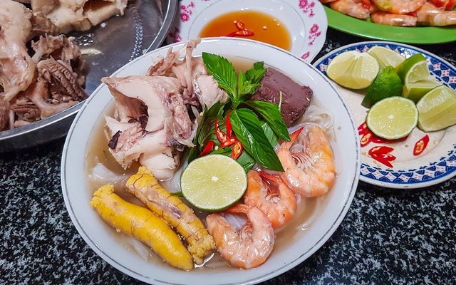 Bún Nước Lèo Nồi Đất Bạc Liêu