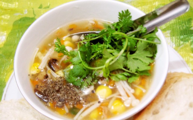 Cô Phượng - Súp Cua Gà - Thiên Đường Ăn Vặt