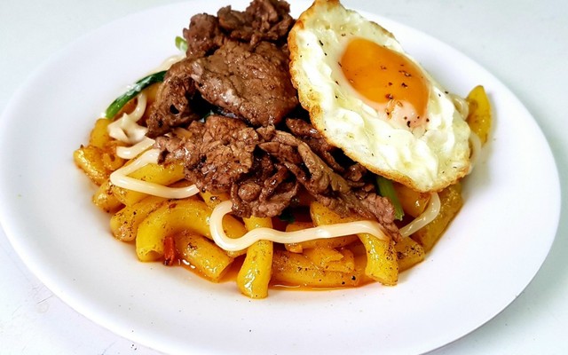 Cà Pháo - Nui Xào Bò Trứng