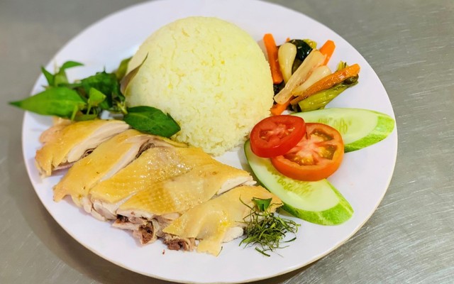 Cơm Chị Tấm - Gà Sốt 9 Vị - Đường 297