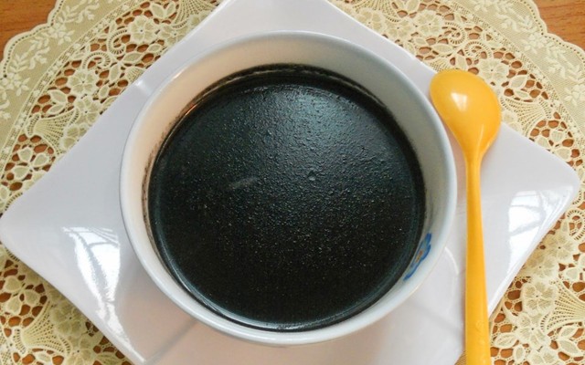 CHÈ MÈ ĐEN BÀ MƯỜI