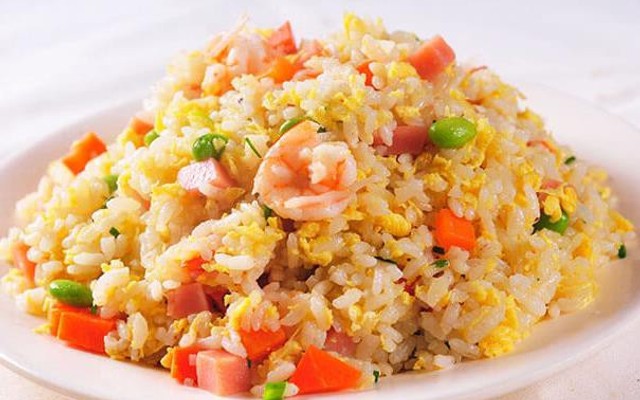 Trùm Cơm Chiên Lý Thái Tổ