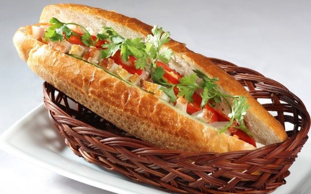 Bánh Mì Heo Quay - Quận 9