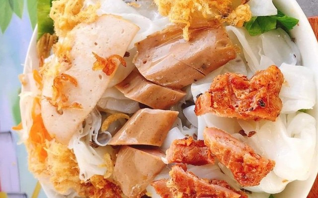 Phương Vy - Bánh Mì & Bánh Cuốn
