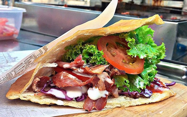 Luci - Bánh Mì Thỗ Nhĩ Kỳ - Bãi Sậy