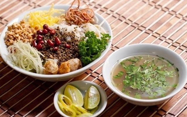 Hue's Food - Cơm, Bún Hến & Cơm Sườn Ốp La