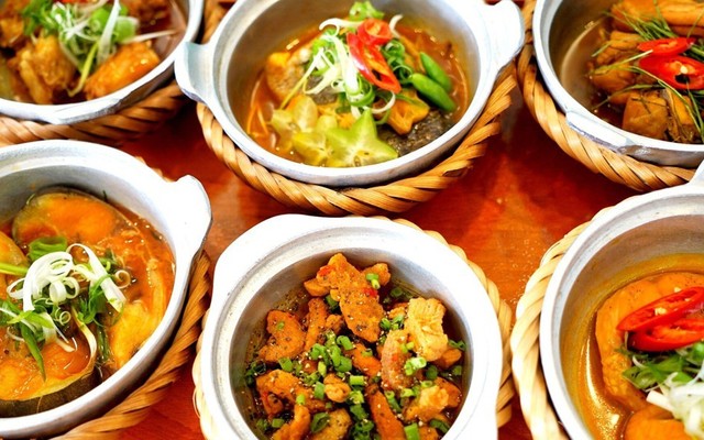 Cơm Thố Việt - Sala