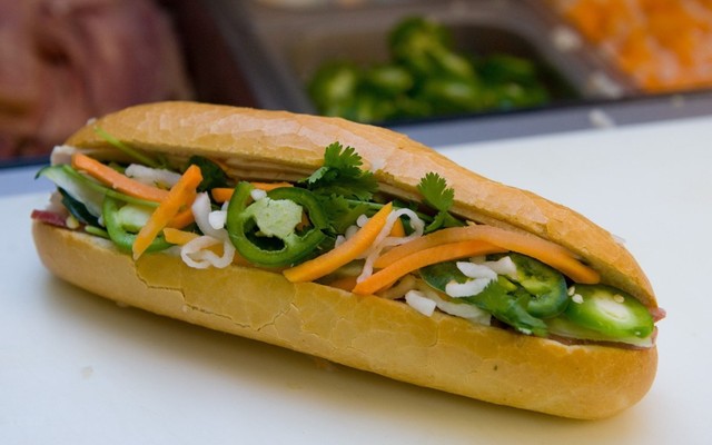 Bánh Mì Vân - Đậm Đà Hương Vị Quảng - Mai Văn Vĩnh