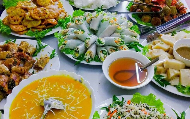 Cơm Chay Lạc Viên - Nhân Hòa
