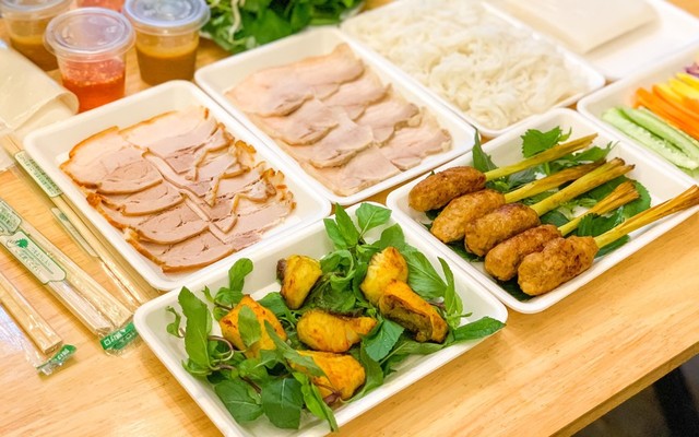 Bánh Tráng Thịt Heo - Ẩm Thực Làng Gióng