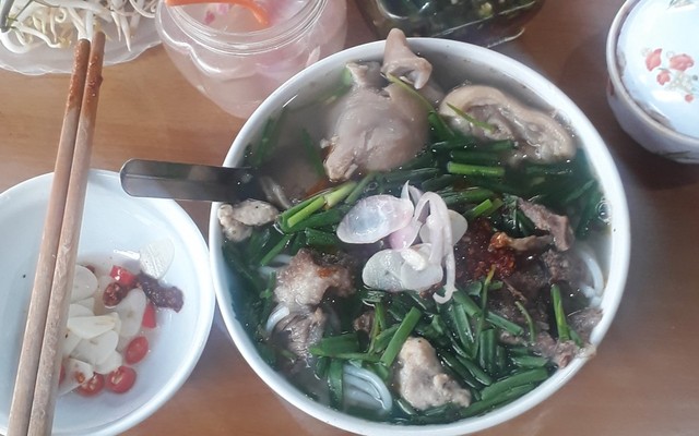 Anh Quân - Bún Bò Huế - Đại Cồ Việt