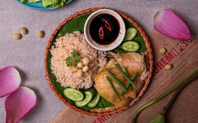 Cát Cúc - Nóng Ngon Như Cơm Nhà - 427 Nguyễn Thị Thập