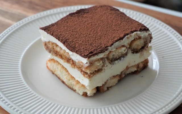 Chel's - Bánh Ngọt & Tiramisu