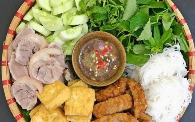 Chị Ba Béo - Bún Đậu Mẹt